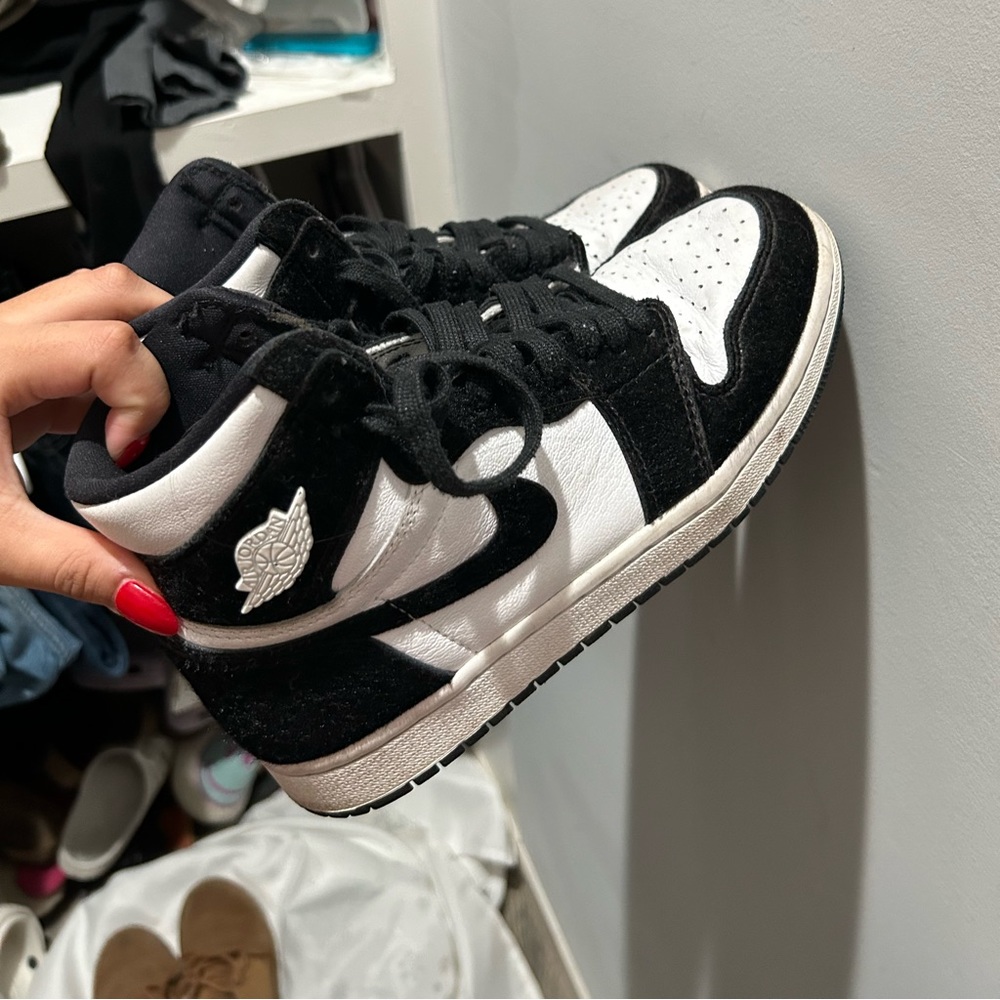 Woman’s air jordan 1 retro high og “twist”